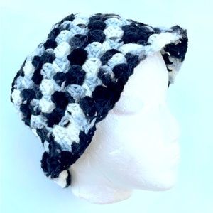 Handmade crochet bucket hat 👒